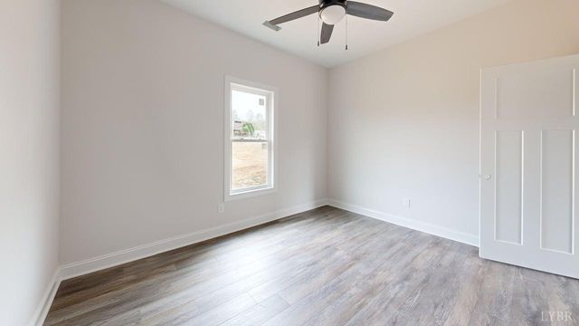 2288 Smith Mountain Lake Parkway, Huddleston, VA 24104