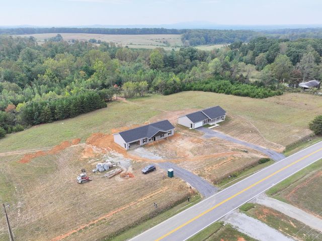 2288 Smith Mountain Lake Parkway, Huddleston, VA 24104