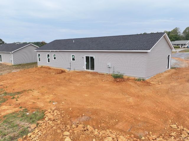 2288 Smith Mountain Lake Parkway, Huddleston, VA 24104