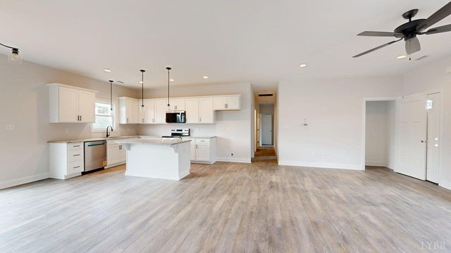 2288 Smith Mountain Lake Parkway, Huddleston, VA 24104