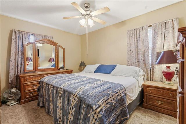 3003 RAWLINS Drive, Council Bluffs, IA 51501