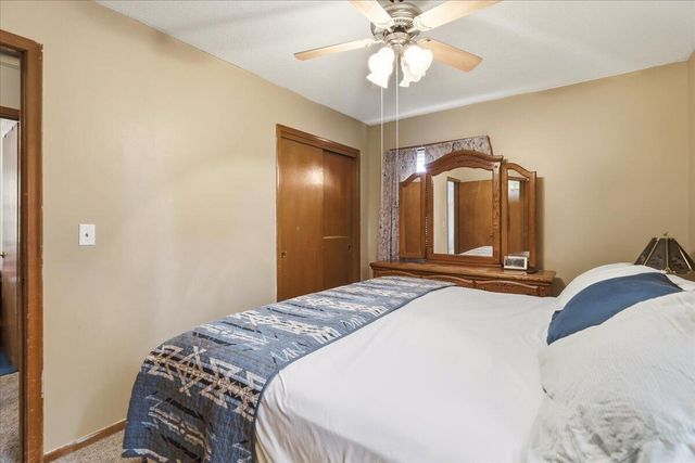 3003 RAWLINS Drive, Council Bluffs, IA 51501