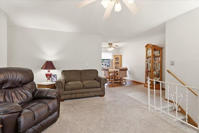 3003 RAWLINS Drive, Council Bluffs, IA 51501