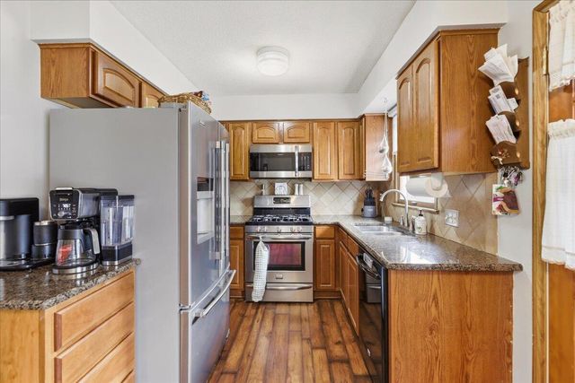 3003 RAWLINS Drive, Council Bluffs, IA 51501
