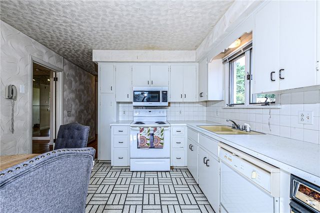 45 North Avenue, Providence, RI 02906