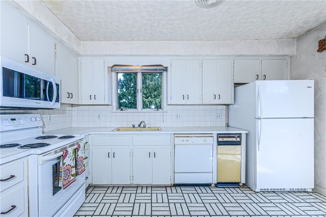 45 North Avenue, Providence, RI 02906