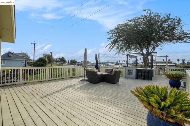 2878 Taylor Rd, Bethel Island, CA 94511