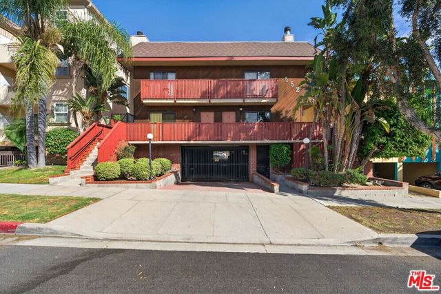 552 E Palm Avenue C, Burbank, CA 91501