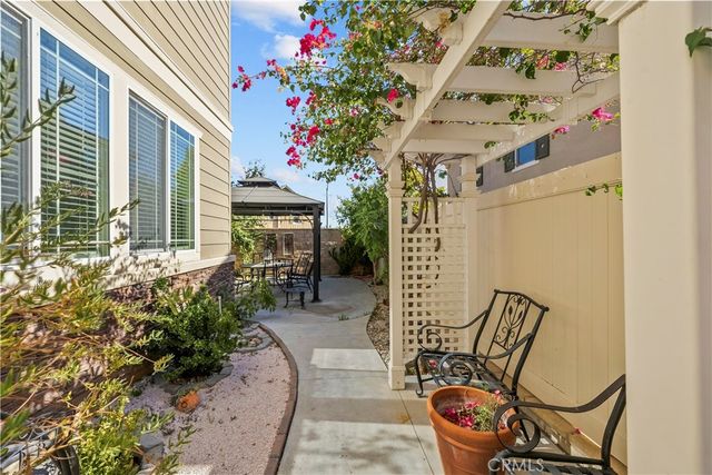 22035 Windham, Saugus, CA 91350