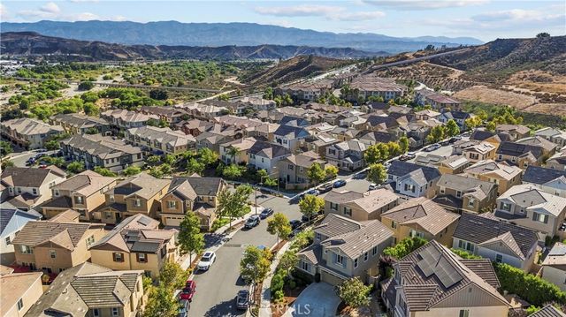 22035 Windham, Saugus, CA 91350