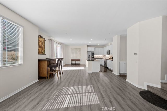 22035 Windham, Saugus, CA 91350