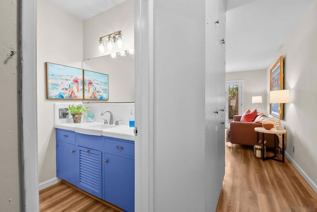 230 Prospect St 12, La Jolla, CA 92037