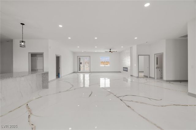 1760 Omaha Avenue, Pahrump, NV 89048