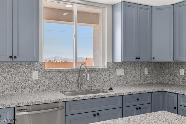 1760 Omaha Avenue, Pahrump, NV 89048