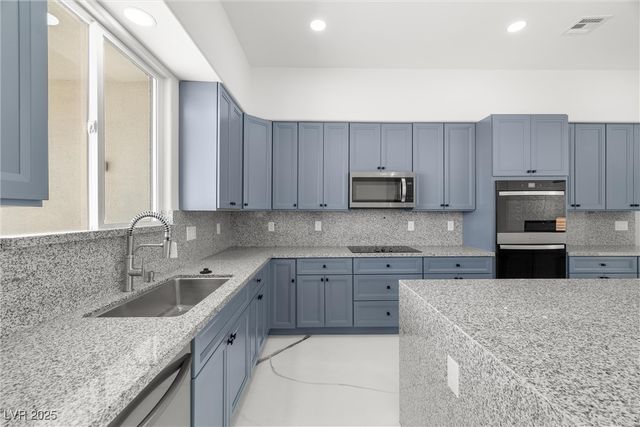 1760 Omaha Avenue, Pahrump, NV 89048