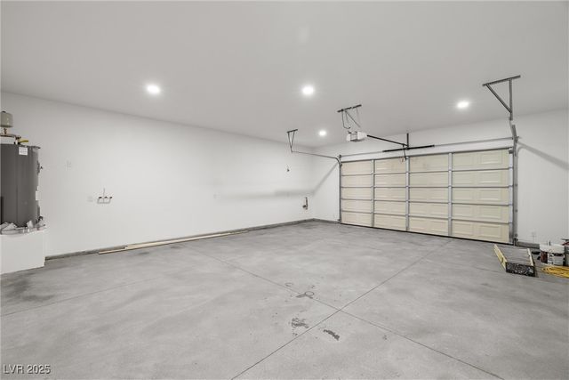 1760 Omaha Avenue, Pahrump, NV 89048