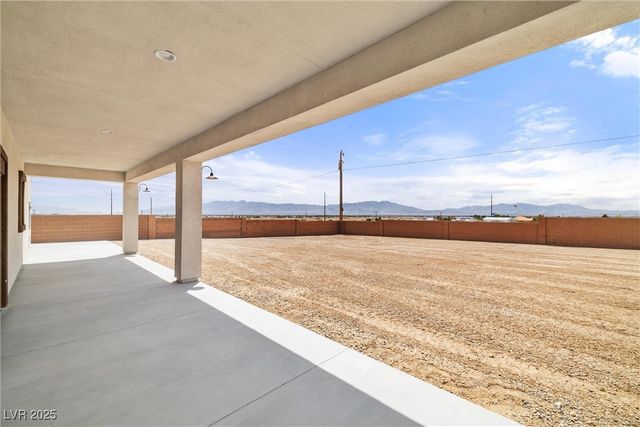 1760 Omaha Avenue, Pahrump, NV 89048
