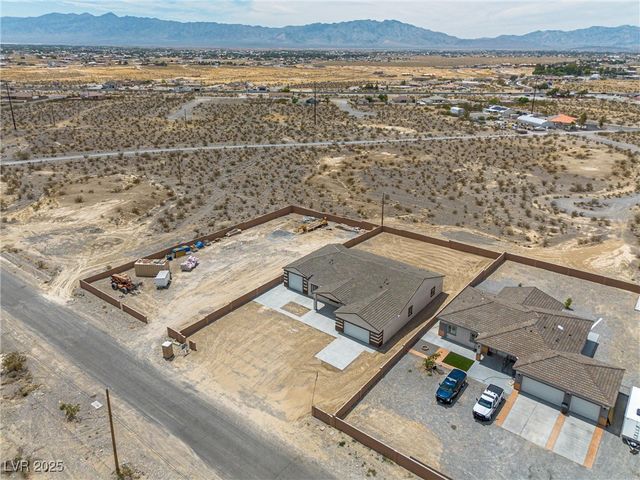 1760 Omaha Avenue, Pahrump, NV 89048