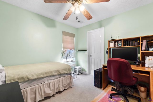 103 Englewood Court, Bonaire, GA 31005