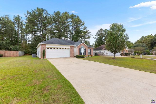 103 Englewood Court, Bonaire, GA 31005