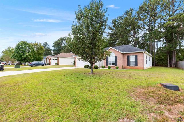 103 Englewood Court, Bonaire, GA 31005