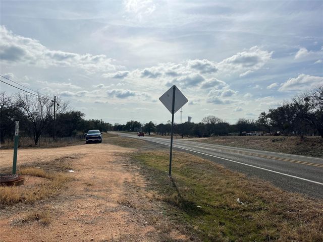 1034 Ranch Road 2545, Kingsland, TX 78639