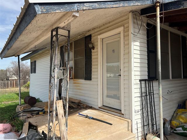 1034 Ranch Road 2545, Kingsland, TX 78639