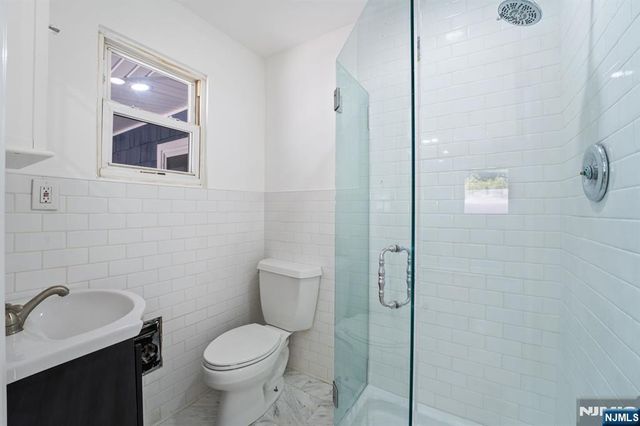 26 Rock Road, West Milford, NJ 07480