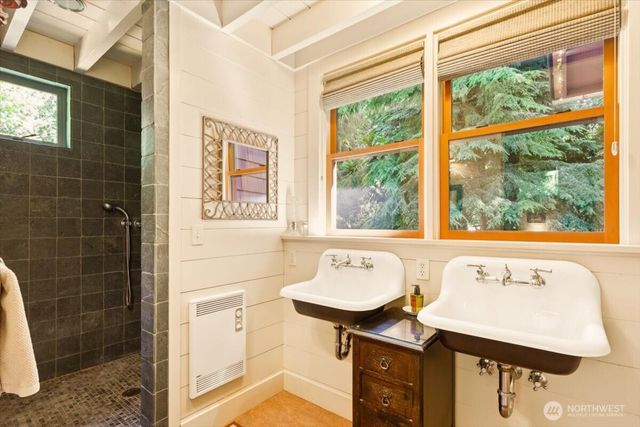 1103 E Ludlow Ridge Road, Port Ludlow, WA 98365