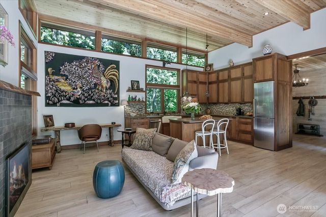 1103 E Ludlow Ridge Road, Port Ludlow, WA 98365