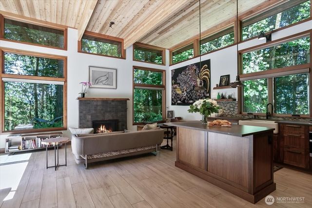 1103 E Ludlow Ridge Road, Port Ludlow, WA 98365