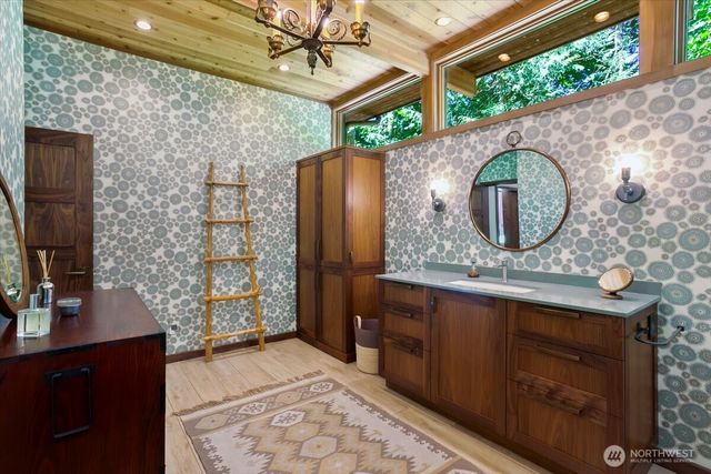 1103 E Ludlow Ridge Road, Port Ludlow, WA 98365