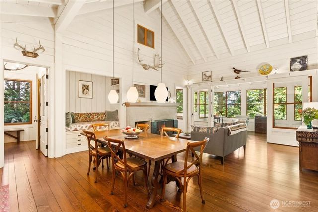 1103 E Ludlow Ridge Road, Port Ludlow, WA 98365
