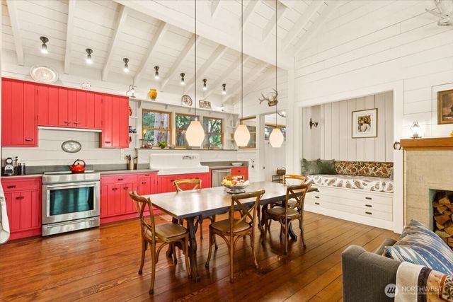 1103 E Ludlow Ridge Road, Port Ludlow, WA 98365