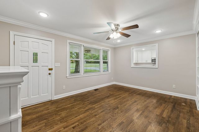 174 Young Rd, Lebanon, TN 37090