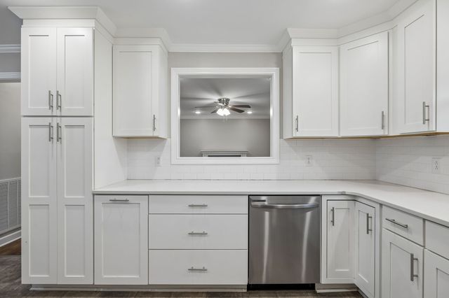 174 Young Rd, Lebanon, TN 37090