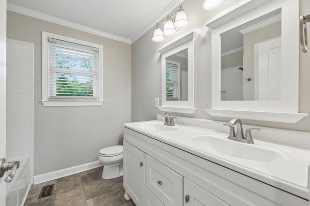 174 Young Rd, Lebanon, TN 37090