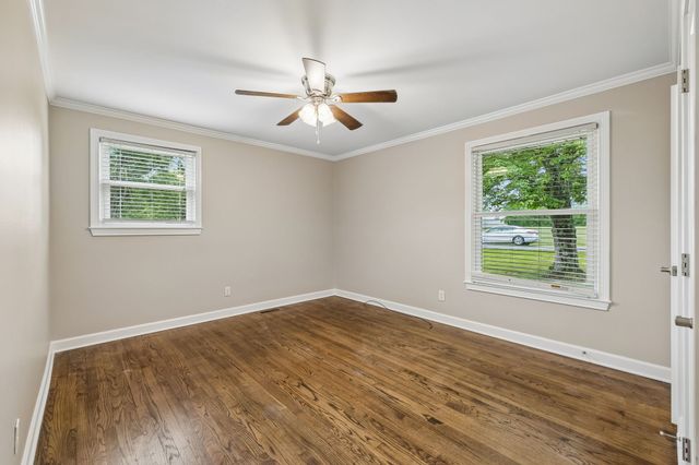 174 Young Rd, Lebanon, TN 37090