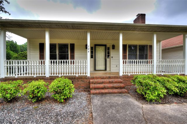 104 North Fork Drive, Anderson, SC 29621