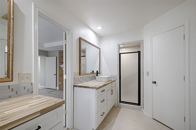2217 Cedar Circle, Carrollton, TX 75006