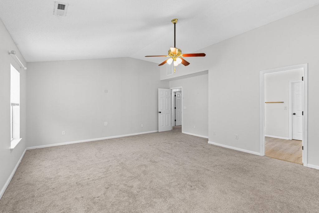 Image 25 of property listing at 5143 Ballantine Drive, Summerville, SC 29485