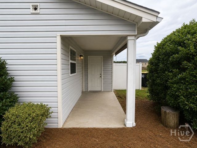 48 Winter Lake Circle, Savannah, GA 31407
