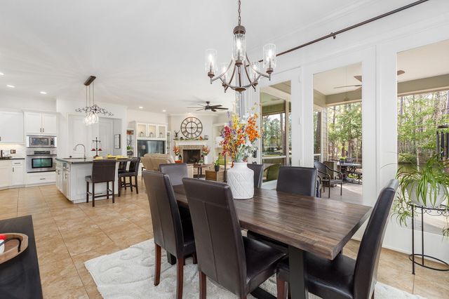 40 Artesian Way, New Caney, TX 77357