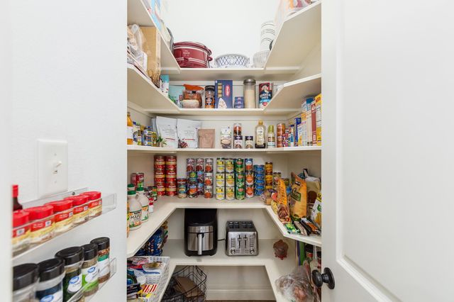 40 Artesian Way, New Caney, TX 77357