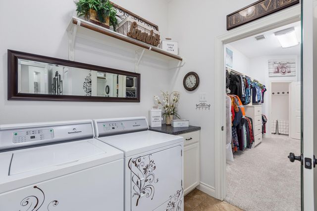 40 Artesian Way, New Caney, TX 77357