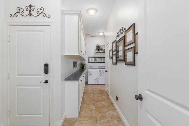 40 Artesian Way, New Caney, TX 77357