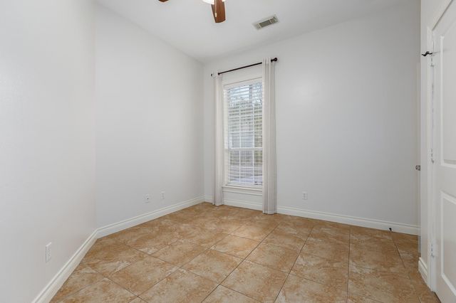 40 Artesian Way, New Caney, TX 77357