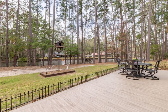 40 Artesian Way, New Caney, TX 77357