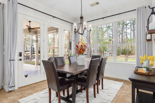 40 Artesian Way, New Caney, TX 77357