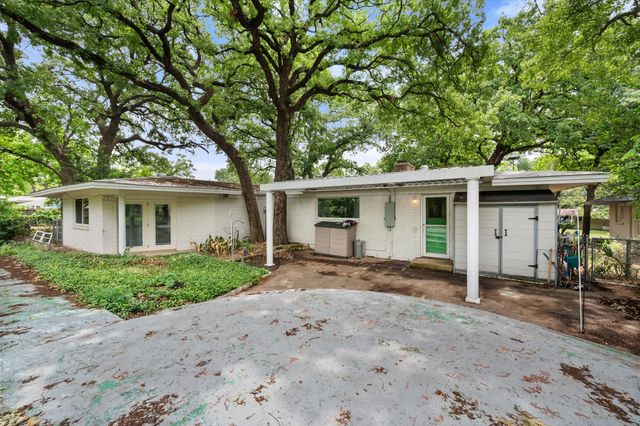 1209 W Lilly Lane, Arlington, TX 76013